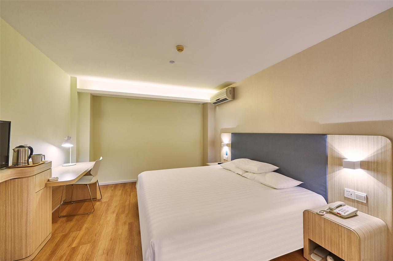 Hanting Hotel Shanghai Pudong Airport Zhuqiao Exterior photo